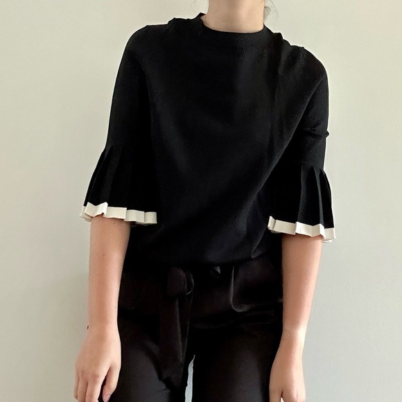 COS Black Light Sweater with White Accents - Picture 2 of 12